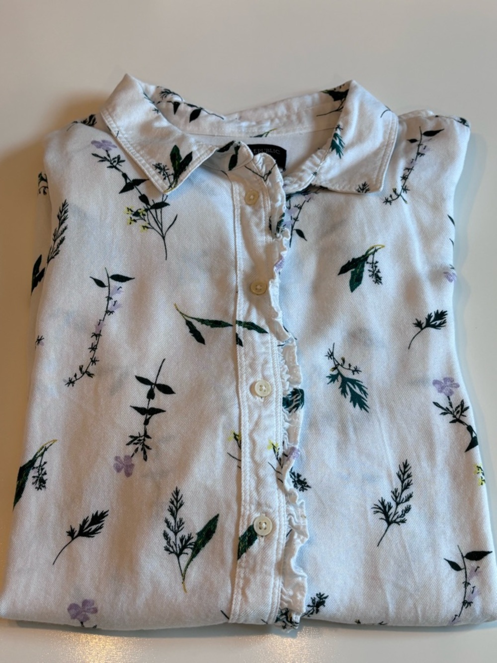 Banana Republic Floral Ruffle Front Button down blouse XL - Picture 15 of 15